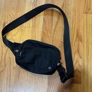 Black Lululemon Belt Bag